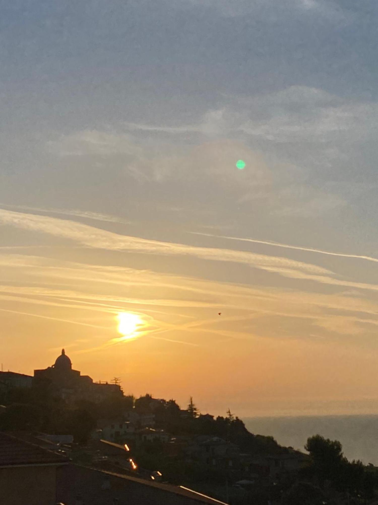 Seta Luxury Lägenhet Roseto Degli Abruzzi Exteriör bild