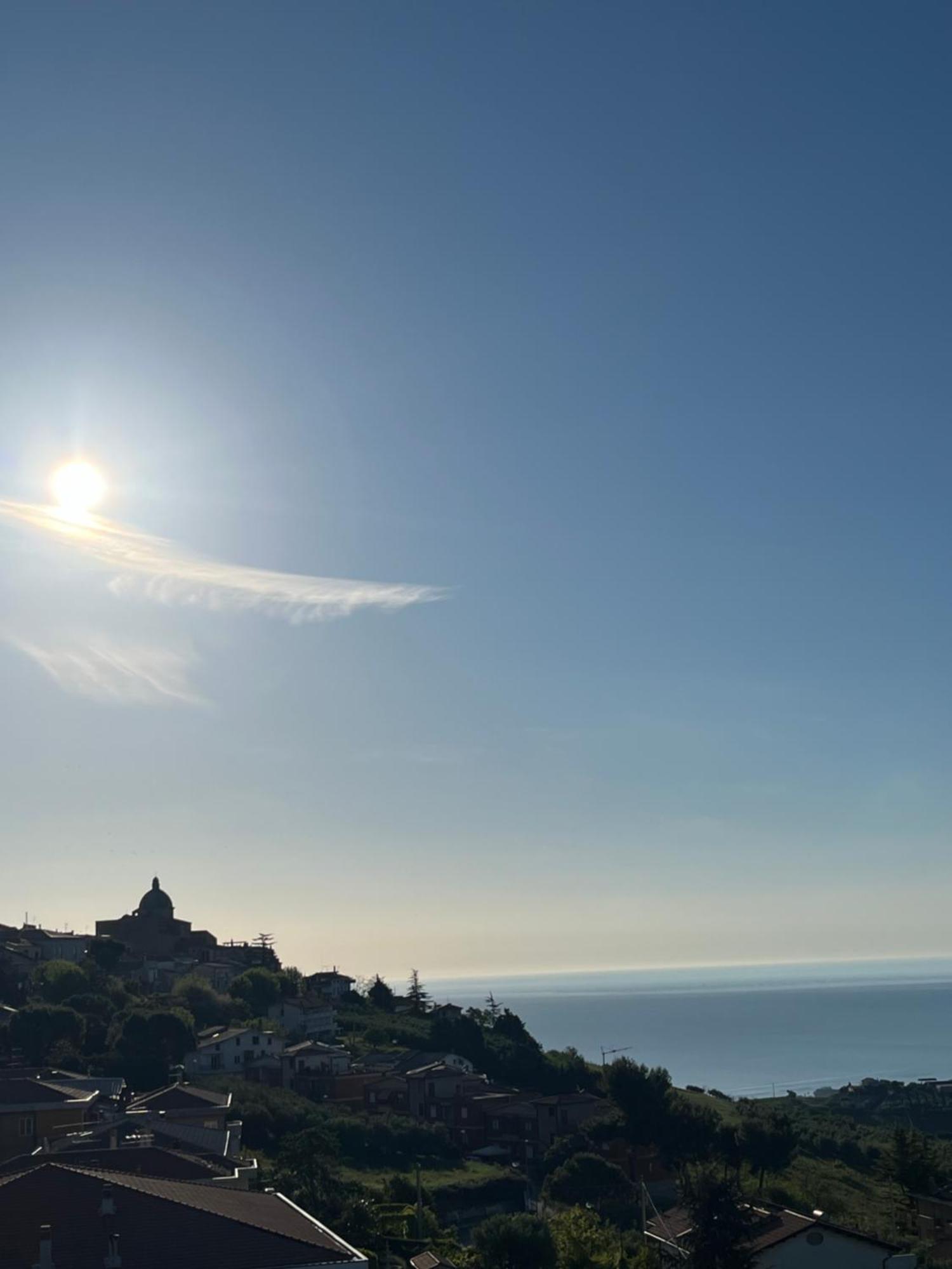 Seta Luxury Lägenhet Roseto Degli Abruzzi Exteriör bild