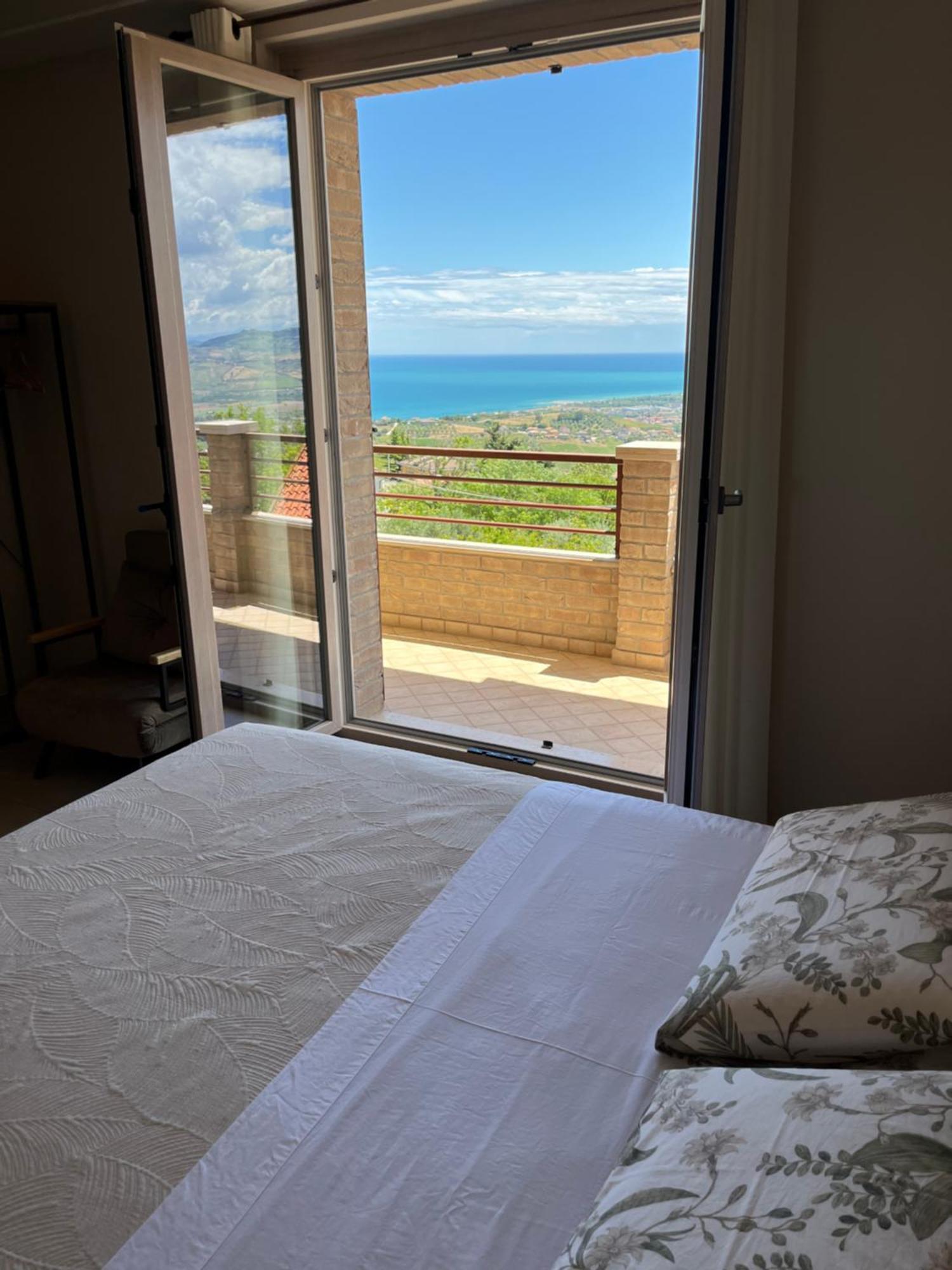 Seta Luxury Lägenhet Roseto Degli Abruzzi Exteriör bild